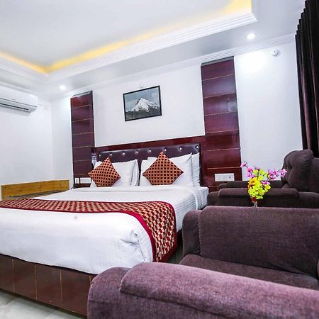 Hotel White Grand Shimla - In City Centre - A Centrally Ac Hotel Exterior photo